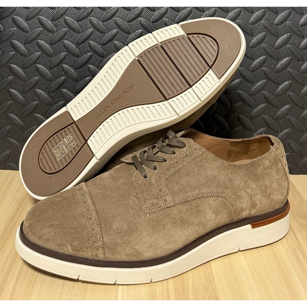 Allen Edmonds Caleb Hybrid Lace-Up Derby Tobacco Brown Suede Men Size 9 EEE Wide
